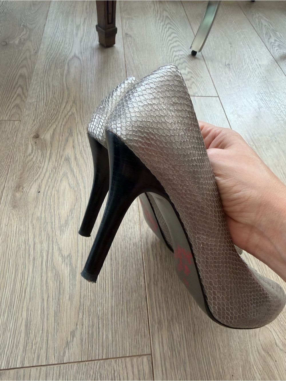 Metallic Peep-Toe High Heels in Metallic Taupe\Gray - Picture 9 of 15